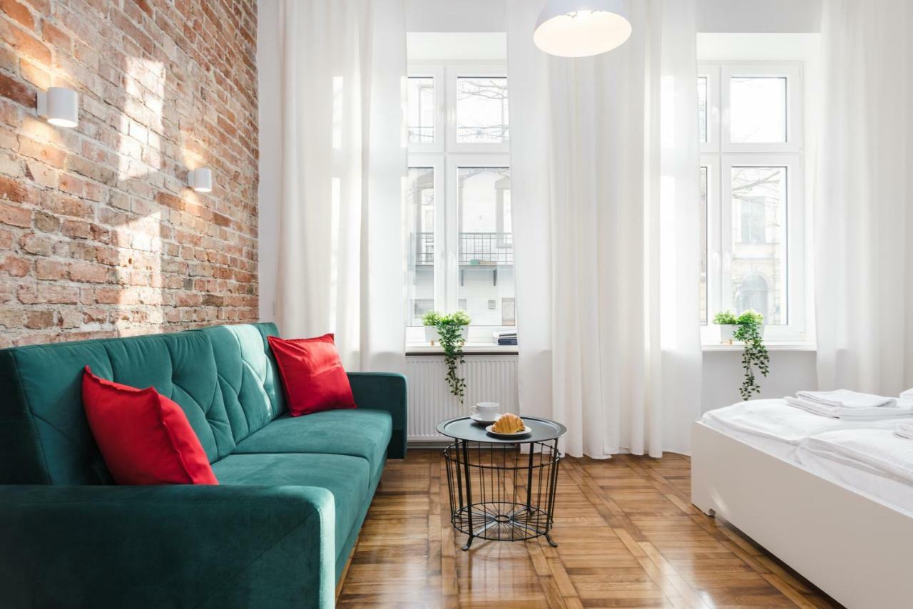 Old Time Apartments Красков Екстериор снимка