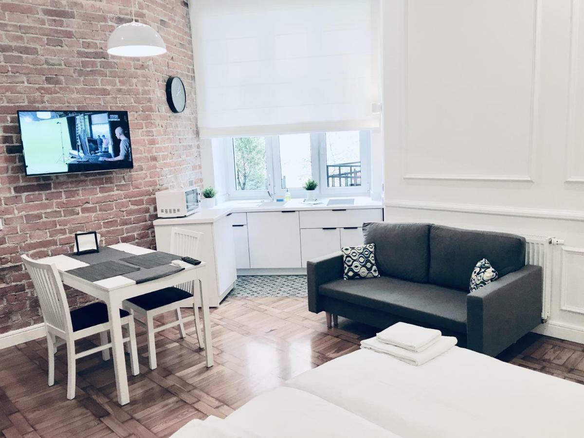 Old Time Apartments Красков Екстериор снимка