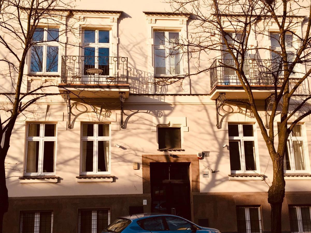 Old Time Apartments Красков Екстериор снимка